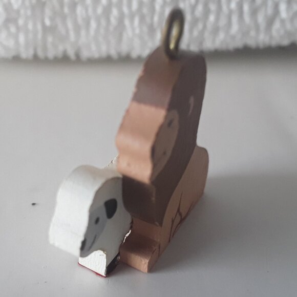 Hallmark Miniature- Lion & Lamb,1990 in box - Picture 2 of 5